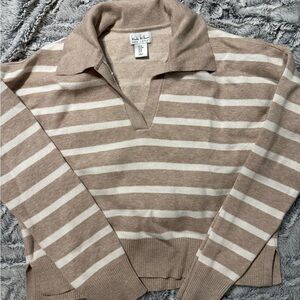 Nicole Miller Beige and Cream V-Neck Sweater